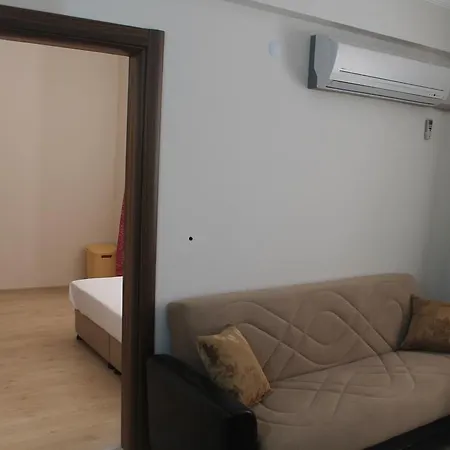 Almasa Aparts Apartment *